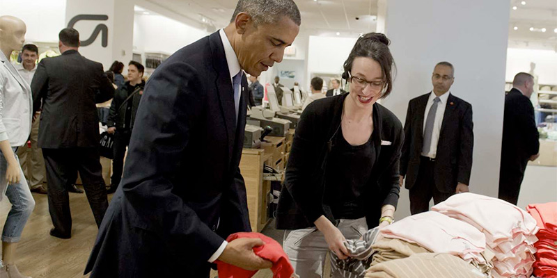 Барак Обама в магазине Gap